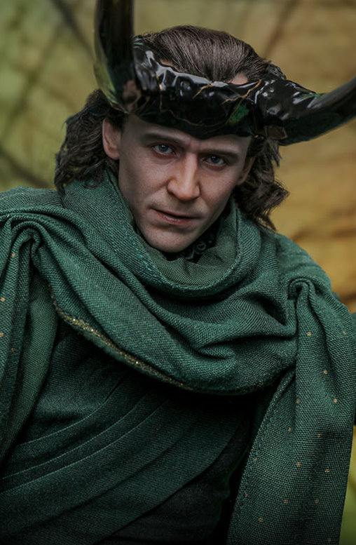 Loki: God Loki - Artisan Edition, 1/6 Figur von Hot Toys
