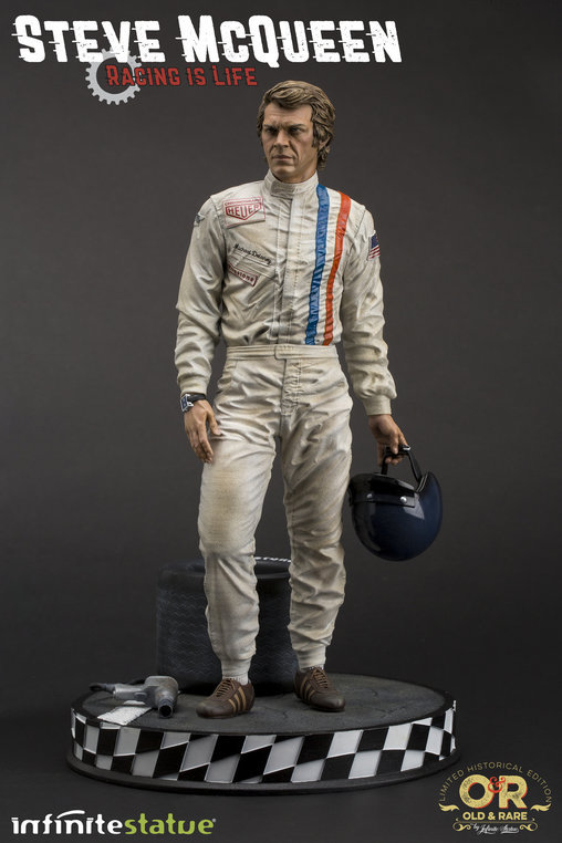 Le Mans: Steve McQueen, Statue von Infinite Statue