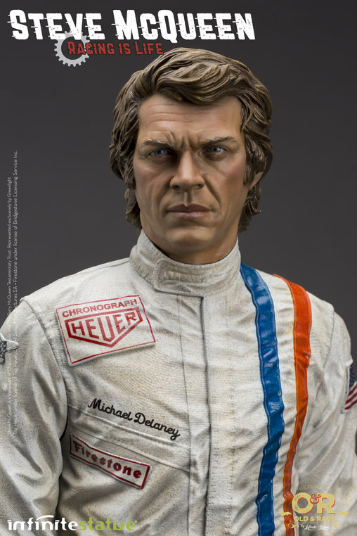 Le Mans: Steve McQueen, Statue von Infinite Statue