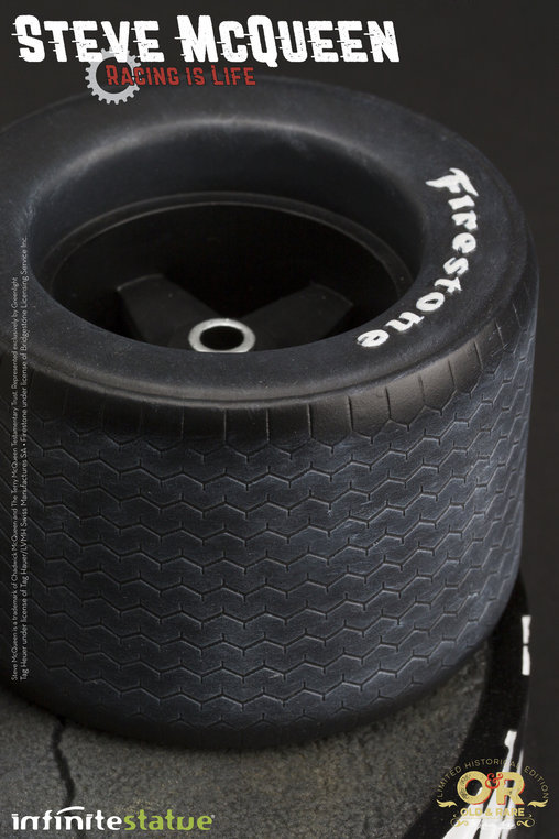 Le Mans: Steve McQueen, Statue von Infinite Statue