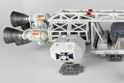 Mondbasis Alpha 1: Frighter Eagle Transporter, Fertig-Modell von Product Enterprise