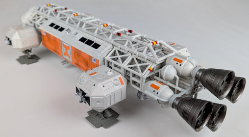 Mondbasis Alpha 1: VIP Eagle Transporter, Fertig-Modell von Product Enterprise