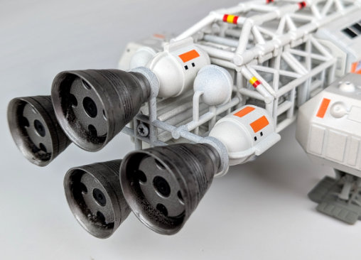 Mondbasis Alpha 1: VIP Eagle Transporter, Fertig-Modell von Product Enterprise