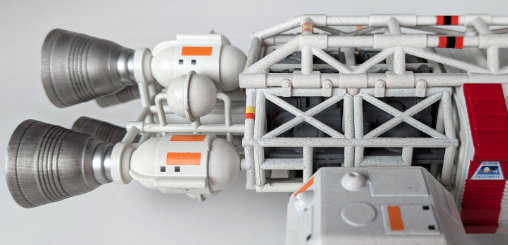 Mondbasis Alpha 1: Rescue Eagle Transporter, Fertig-Modell von Product Enterprise