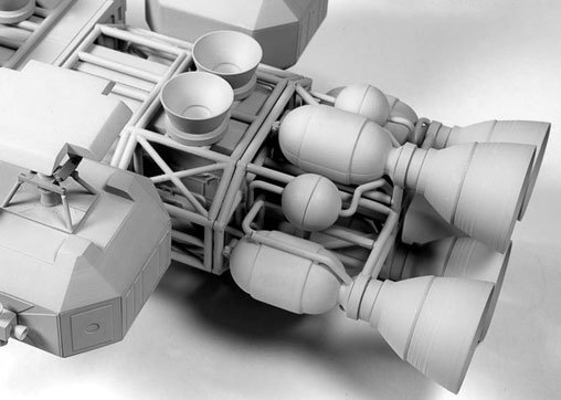 Mondbasis Alpha 1: Eagle Transporter - Giant, Modell-Bausatz ... https://spaceart.de/produkte/mondbasis-alpha-1-eagle-transporter-giant-modell-bausatz-mpc-mba006.php