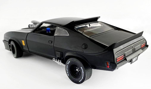 Mad Max 1: 1973 Ford Falcon XB V8, Fertig-Modell von Greenlight