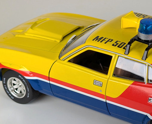 Mad Max 1: Max Rockatansky 1974 Ford Falcon XB Interceptor, Fertig-Modell von Greenlight