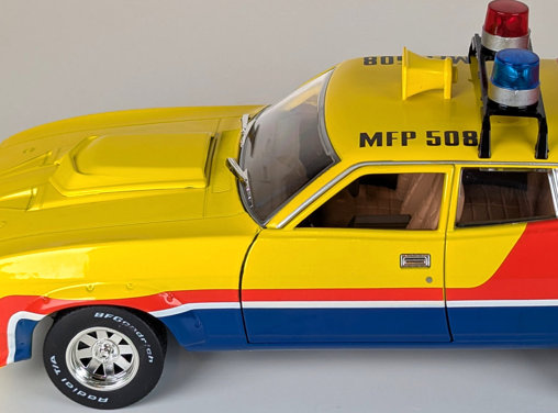Mad Max 1: Max Rockatansky 1974 Ford Falcon XB Interceptor, Fertig-Modell von Greenlight