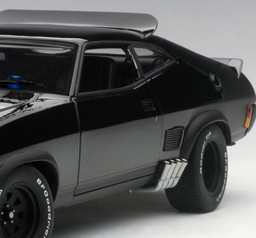 Mad Max 1: 1973 Ford Falcon XB V8 - Tuned Version, Fertig-Modell von AutoArt