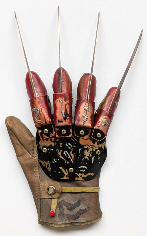 Nightmare on Elm Street 4: Freddy Krueger Handschuh, Fertig-Modell von SPACEart