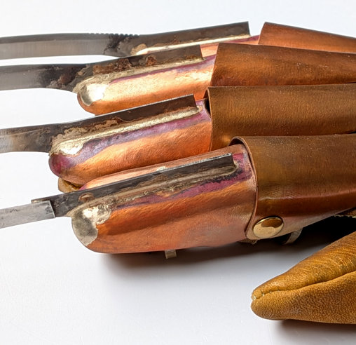 Nightmare on Elm Street 2: Freddy Krueger Handschuh, Fertig-Modell von SPACEart