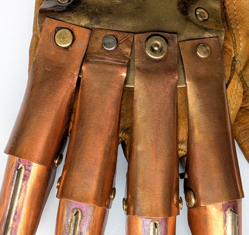 Nightmare on Elm Street 2: Freddy Krueger Handschuh, Fertig-Modell von SPACEart