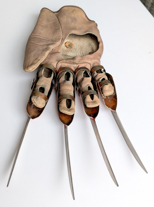 Nightmare on Elm Street 5: Freddy Krueger Handschuh, Fertig-Modell von SPACEart