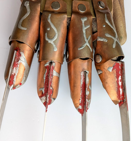 Nightmare on Elm Street 5: Freddy Krueger Handschuh, Fertig-Modell von SPACEart