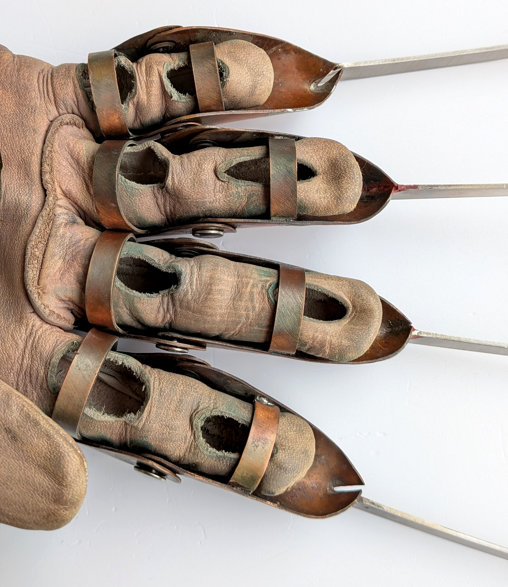 Nightmare on Elm Street 5: Freddy Krueger Handschuh, Fertig-Modell von SPACEart