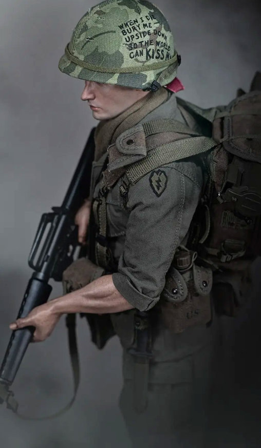 Platoon: Chris Taylor, 1/6 Figur von Damtoys