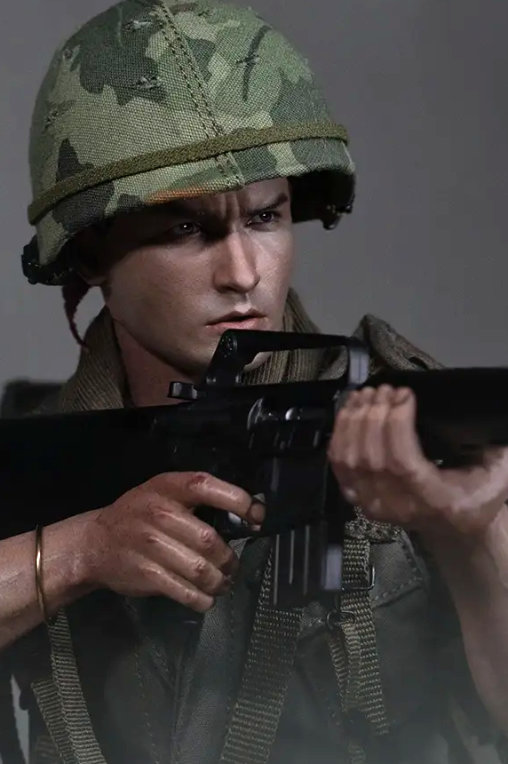 Platoon: Chris Taylor, 1/6 Figur von Damtoys