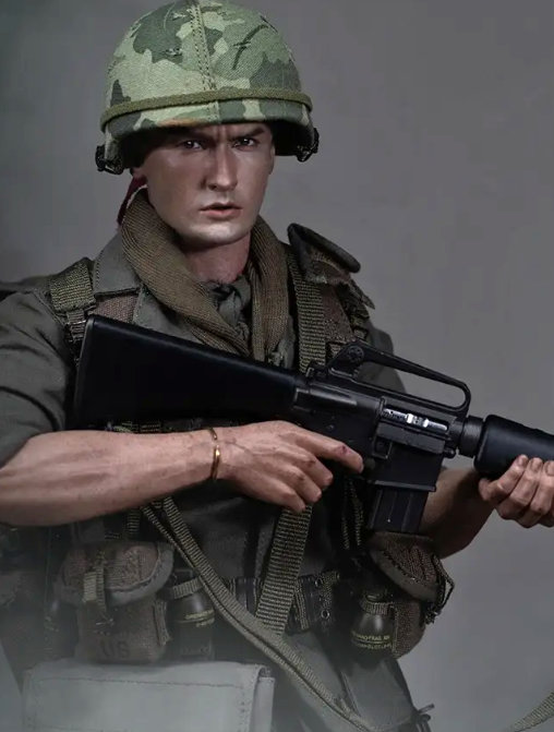 Platoon: Chris Taylor, 1/6 Figur von Damtoys