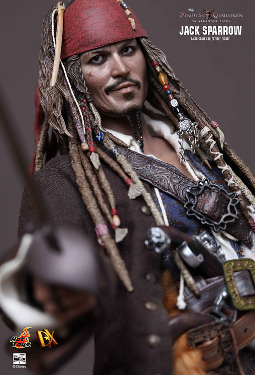 Pirates of the Caribbean - Fremde Gezeiten: Captain Jack Sparrow, 1/6 Figur ... https://spaceart.de/produkte/poc002-jack-sparrow-pirates-of-the-caribbean-figur-hot-toys-dx06-4897011173917-spaceart.php