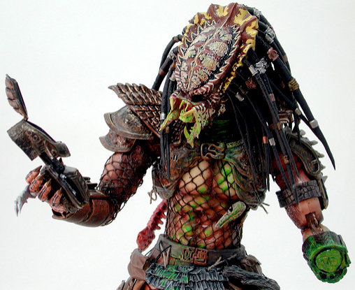 Predator 2: City Hunter Predator - Battle Damaged, 1/6 Figur von Hot Toys