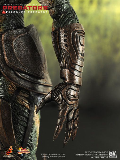 Predators: Falconer Predator, 1/6 Figur von Hot Toys