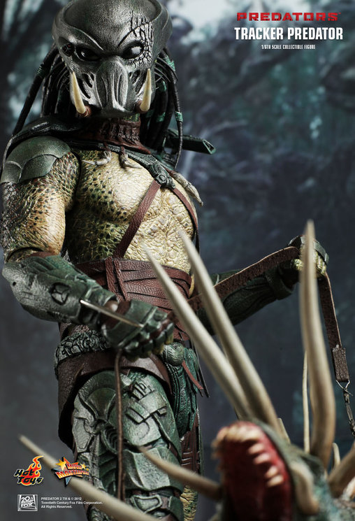 Predators: Tracker Predator mit Hunde-Alien, 1/6 Figur von Hot Toys
