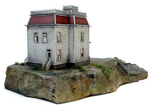 Psycho: The Bates Mansion, Modell-Bausatz von Polar Lights