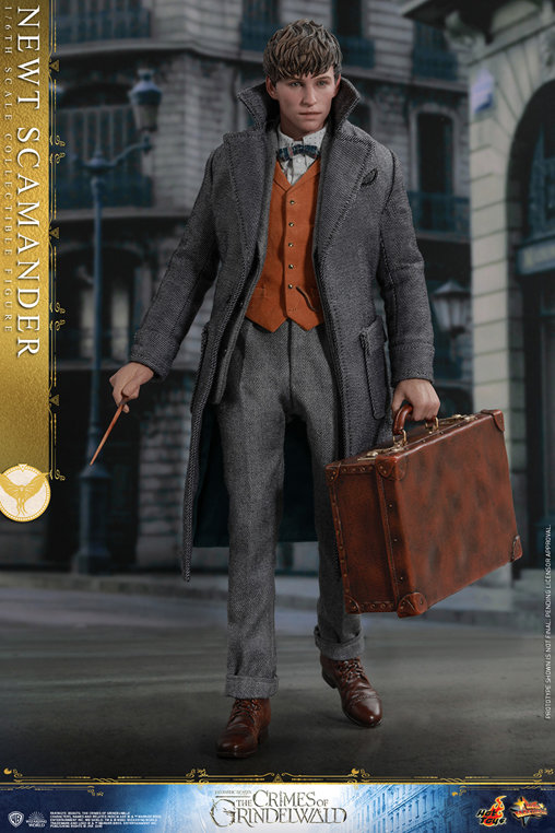 Phantastische Tierwesen - Grindelwalds Verbrechen: Newt Scamander, 1/6 Figur von Hot Toys