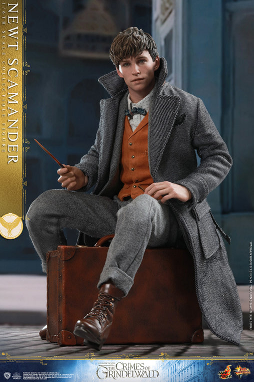 Phantastische Tierwesen - Grindelwalds Verbrechen: Newt Scamander, 1/6 Figur von Hot Toys