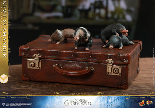 Phantastische Tierwesen - Grindelwalds Verbrechen: Newt Scamander, 1/6 Figur von Hot Toys