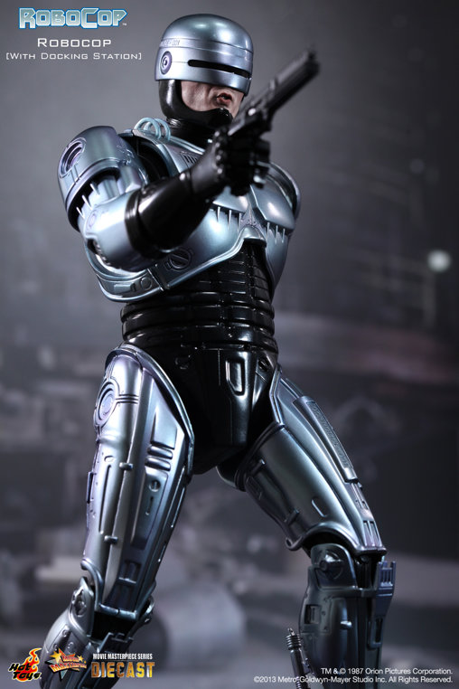 Robocop: Robocop mit Docking Station - Die Cast, 1/6 Figur von Hot Toys