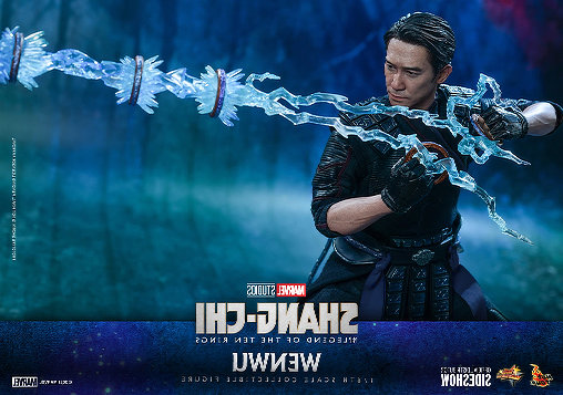 Shang-Chi and the Legend of the Ten Rings: Wenwu, 1/6 Figur von Hot Toys