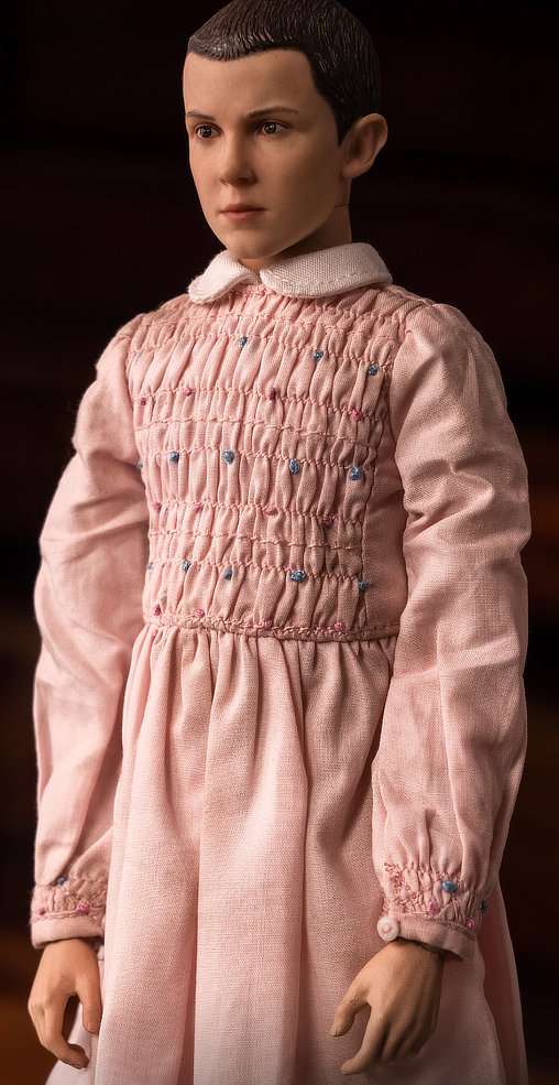 Stranger Things: Eleven, 1/6 Figur von ThreeZero