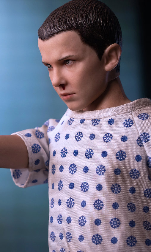 Stranger Things: Eleven, 1/6 Figur von ThreeZero