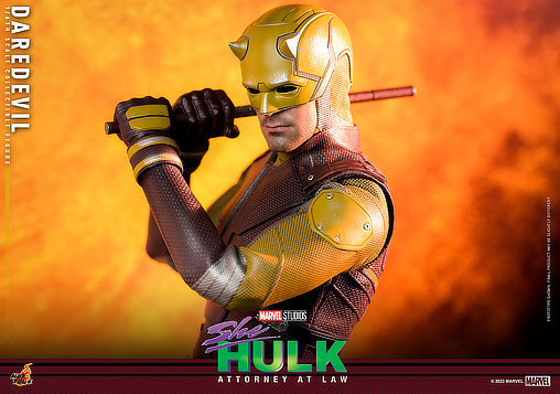 She-Hulk - Attorney at Law: Daredevil, 1/6 Figur von Hot Toys