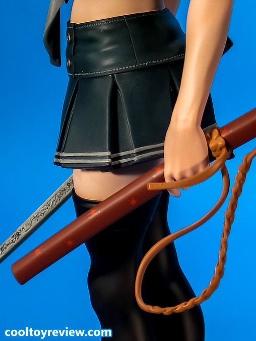 Sucker Punch: Baby Doll, Statue von Gentle Giant