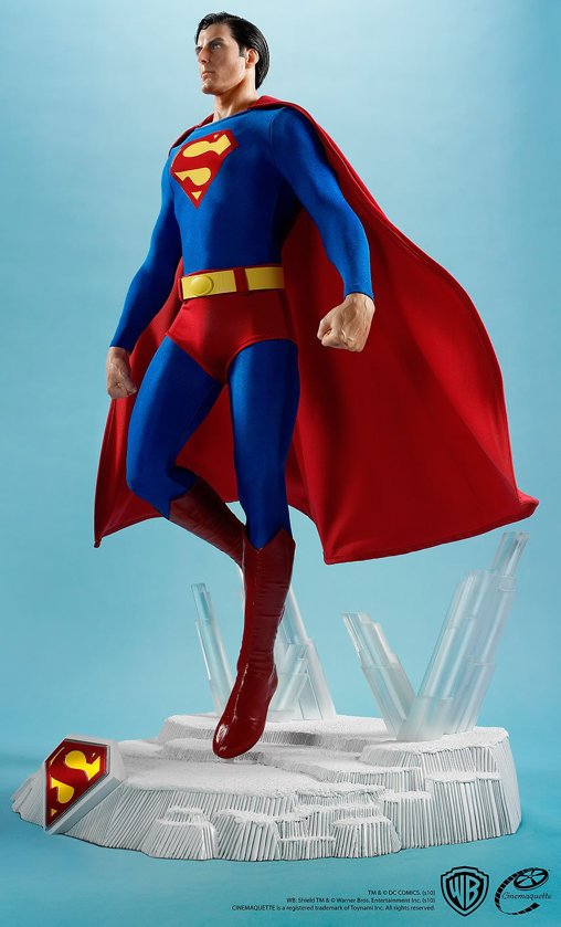 Superman: Superman - Cinemaquette, Statue von Toynami