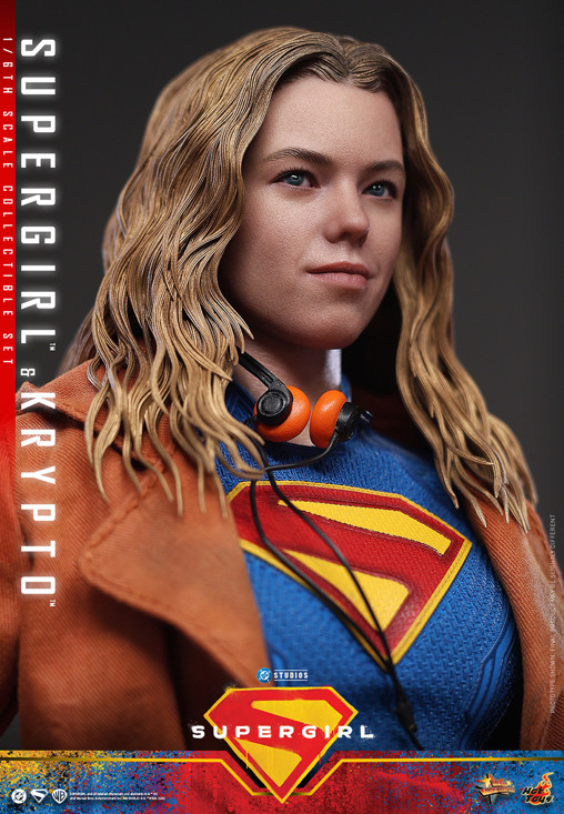 Supergirl: Supergirl und Krypto von Hot Toys, weitere Produktansicht 3