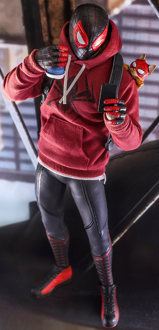 Marvels Spider-Man: Miles Morales - Bodega Cat Suit, 1/6 Figur von Hot Toys