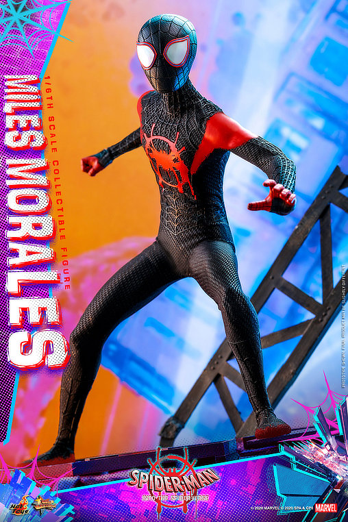 Spider-Man - Into the Spider-Verse: Miles Morales, 1/6 Figur von Hot Toys