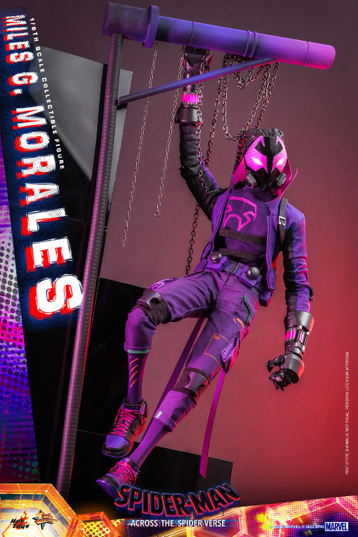 Spider-Man - Across the Spider-Verse: Miles G. Morales, 1/6 Figur von Hot Toys