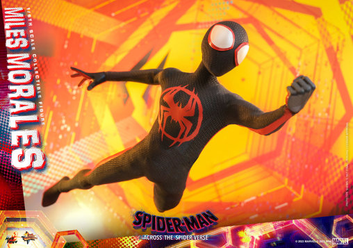 Spider-Man - Across the Spider-Verse: Miles Morales, 1/6 Figur von Hot Toys