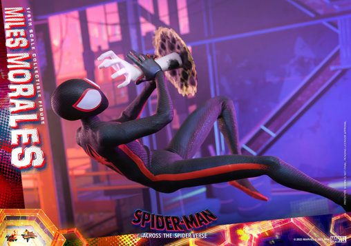 Spider-Man - Across the Spider-Verse: Miles Morales, 1/6 Figur von Hot Toys