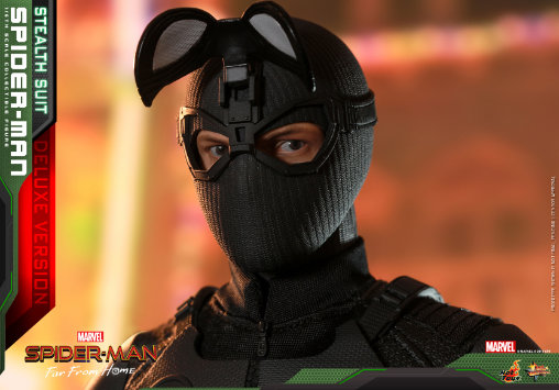 Spider-Man - Far From Home: Spider-Man Stealth Suit - Deluxe, 1/6 Figur von Hot Toys