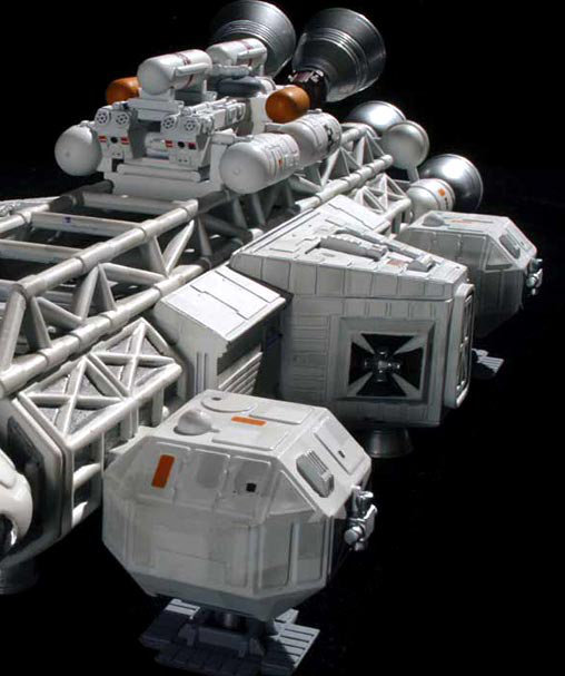 Mondbasis Alpha 1: Deluxe Eagle Transporter, Modell-Bausatz von MPC