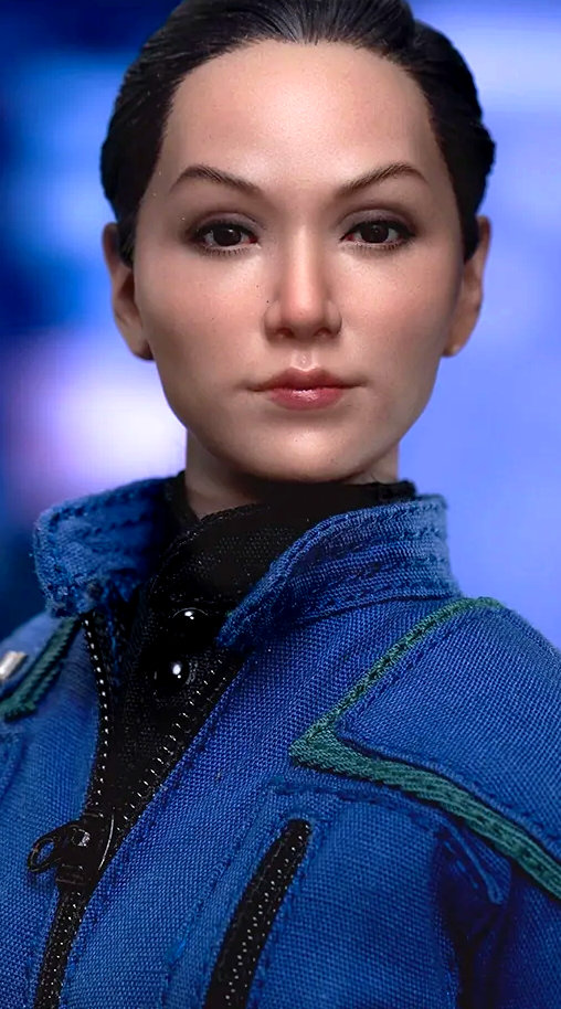 Star Trek - Enterprise: Ensign Hoshi Sato, 1/6 Figur von EXO-6