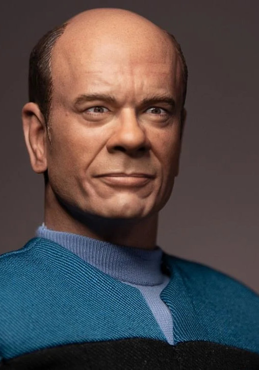 Star Trek - Voyager: The Doctor - Emergency Medical Hologram, 1/6 Figur von EXO-6