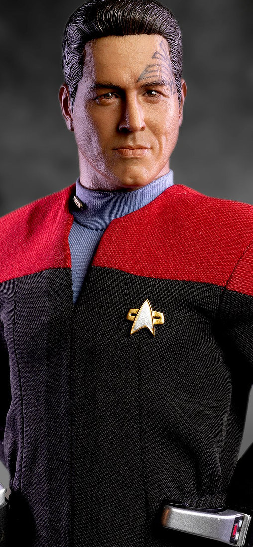 Star Trek - Voyager: Commander Chakotay, 1/6 Figur von EXO-6