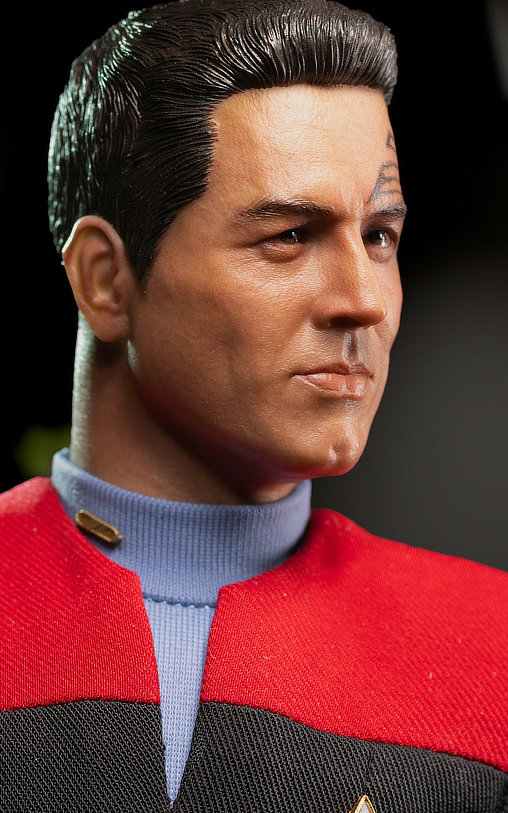 Star Trek - Voyager: Commander Chakotay, 1/6 Figur von EXO-6