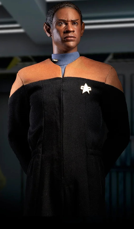 Star Trek - Voyager: Lt. Commander Tuvok, 1/6 Figur von EXO-6